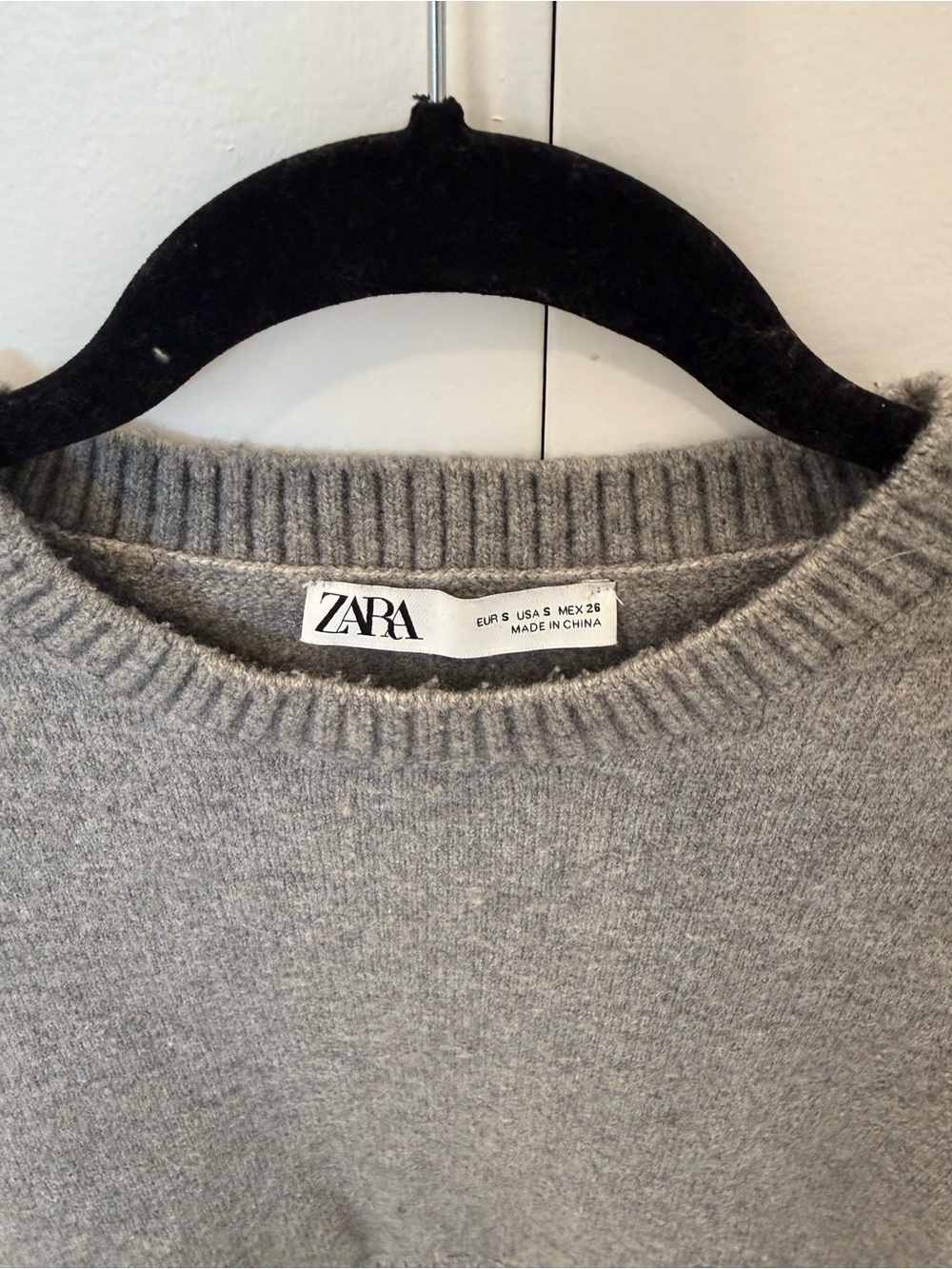 ZARA Men's Heather Gray Crewneck Sweater